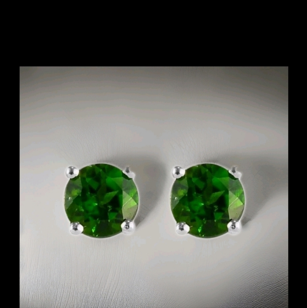 Chrome Diopside Stud Earrings Platinum Plated Sterling Silver